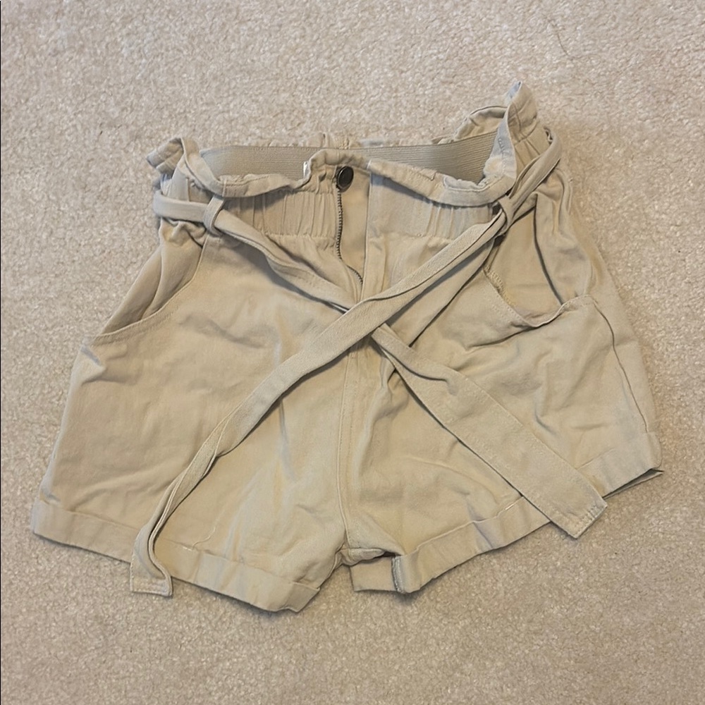 Boutique Tan Women's Shorts
